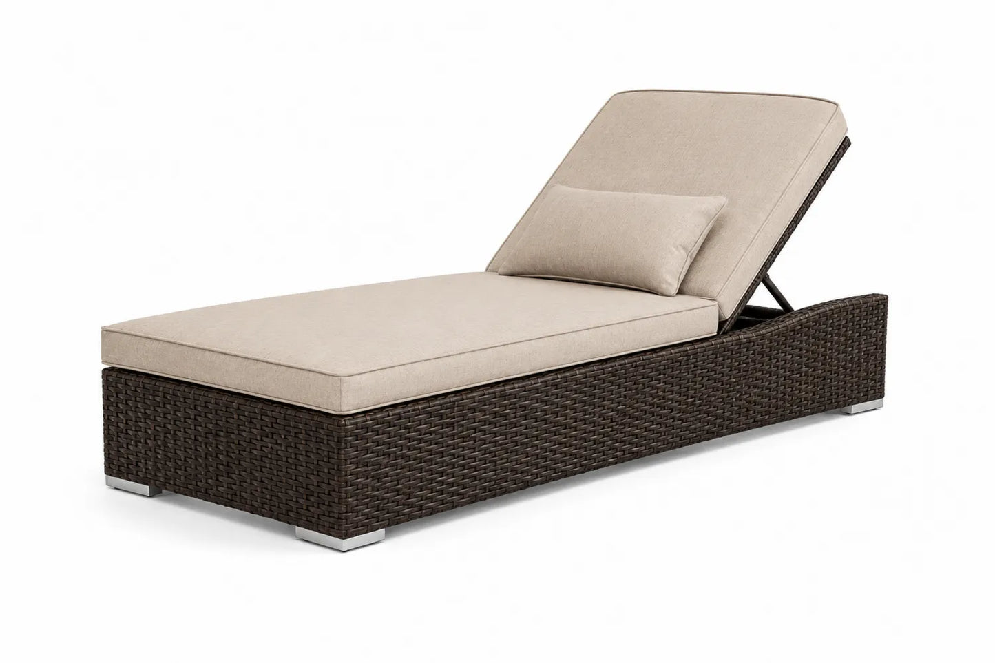Lettino prendisole in rattan marrone con cuscino